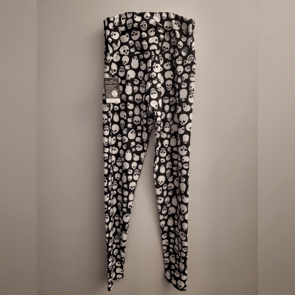 Ozzie Flow high waisted skull leggings